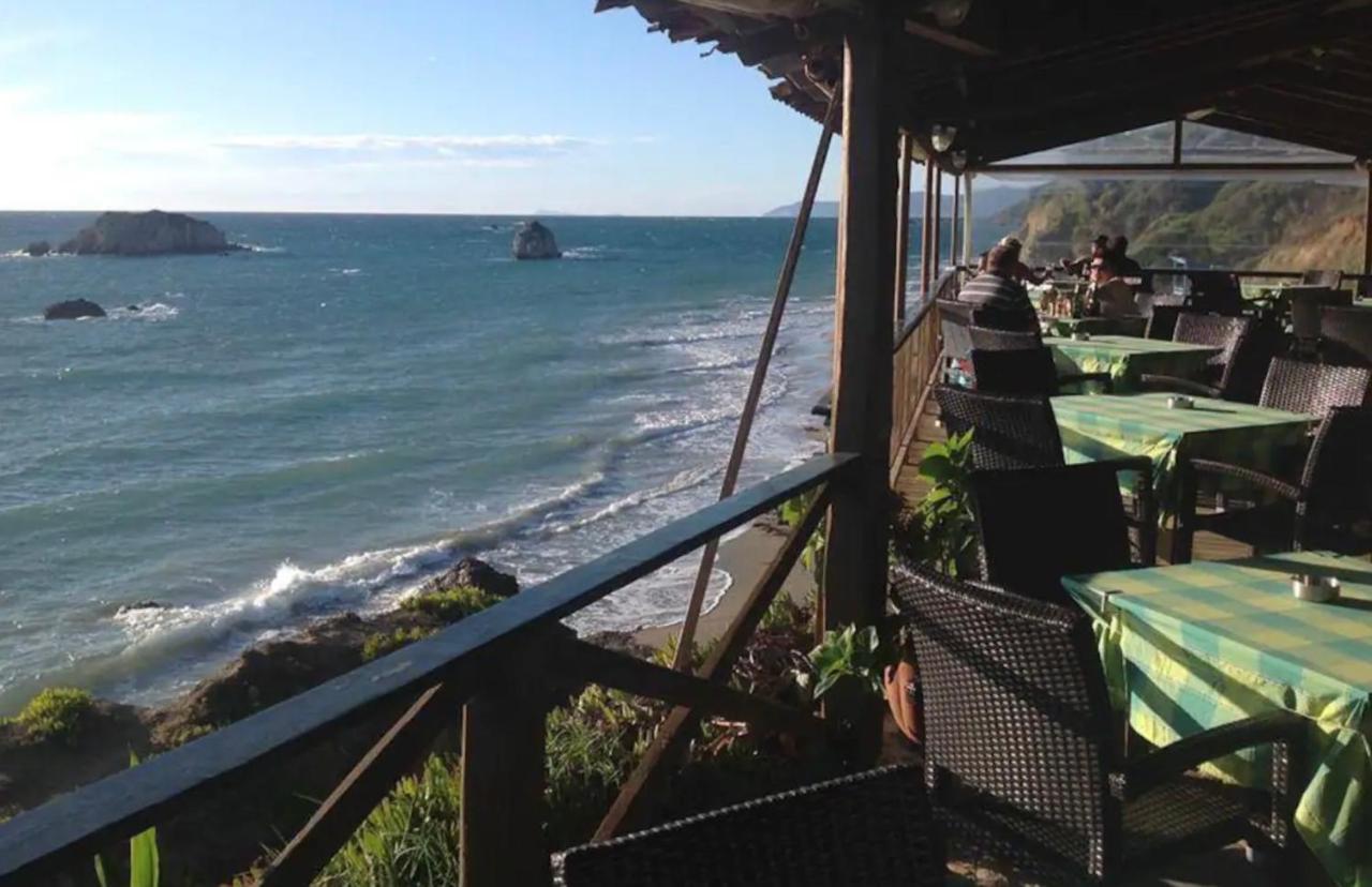 Stefanias Prasoudi Beach Ágios Matthaíos Exterior foto