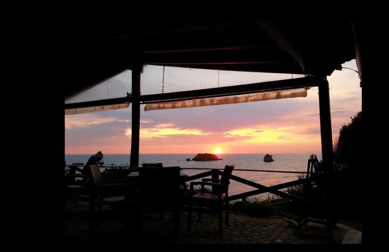 Stefanias Prasoudi Beach Ágios Matthaíos Exterior foto